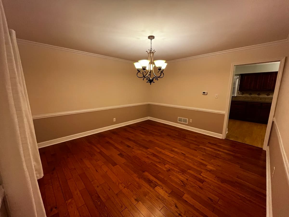Broeck Pointe Kitchen Remodel project photo