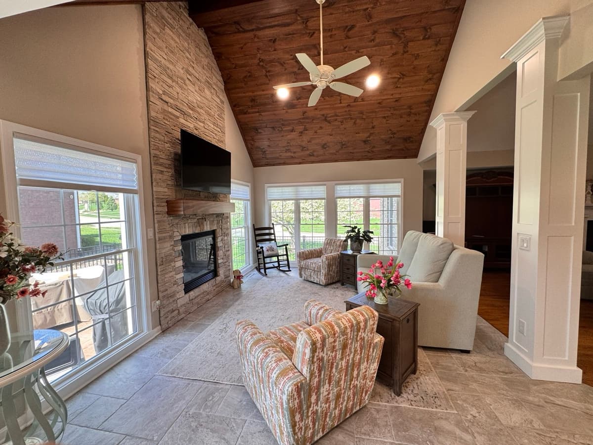 Jeffersontown Vaulted Sun Room Addition project photo